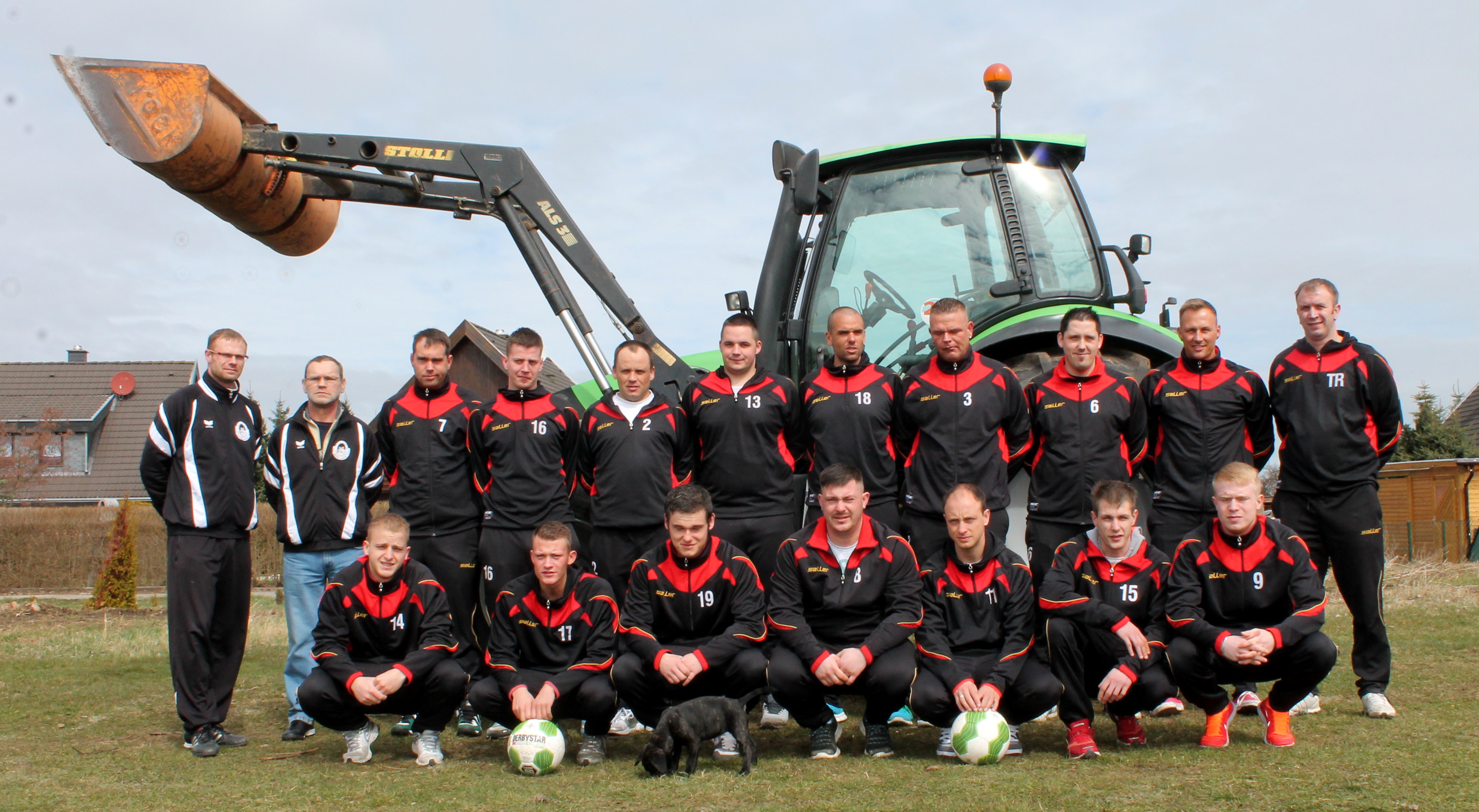 Mannschaftsfoto/Teamfoto von Traktor 06 Hohenwarsleben