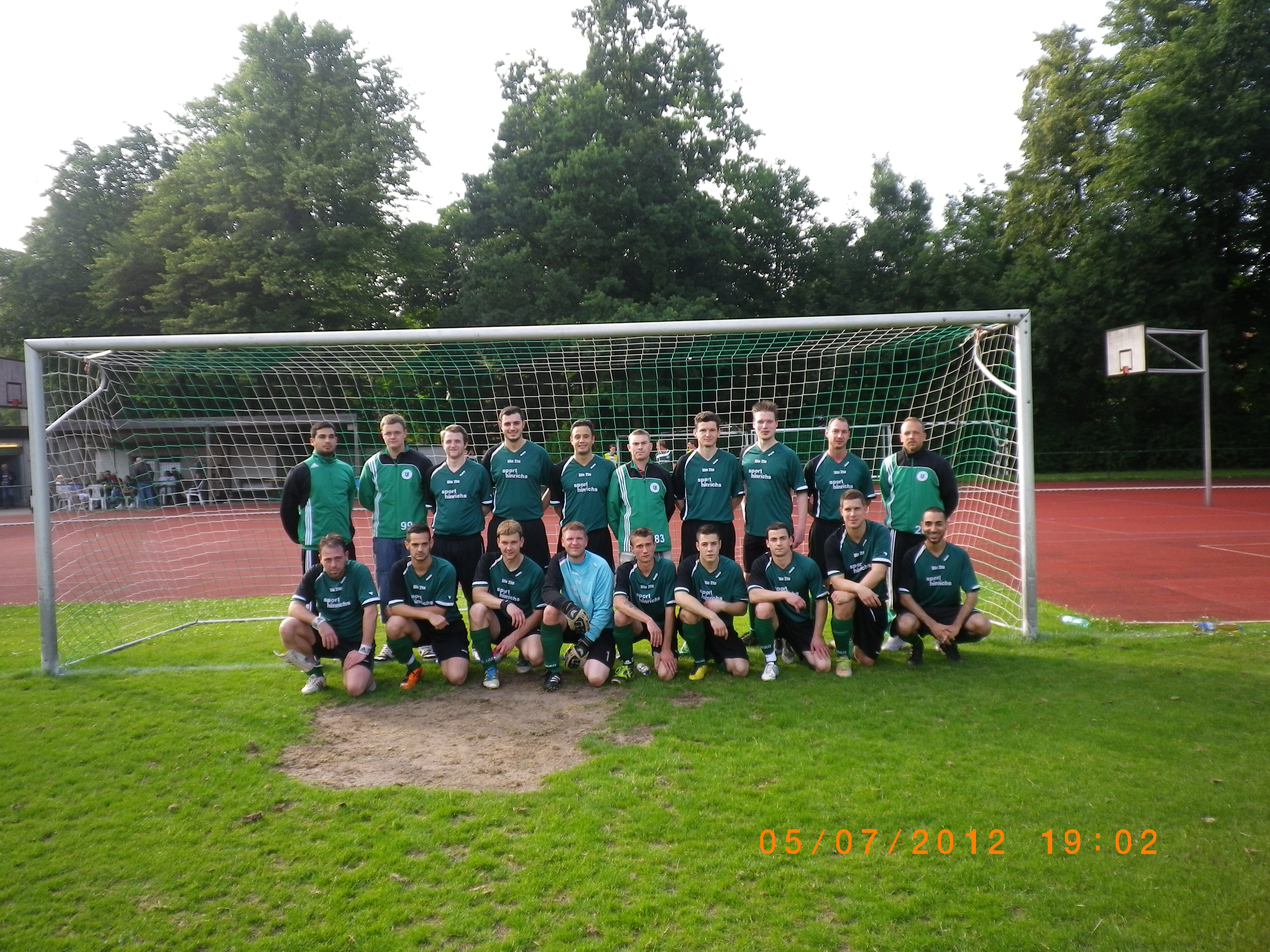 Mannschaftsfoto/Teamfoto von ETSV Eintracht Kiel