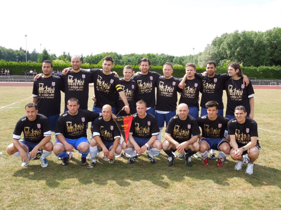 Mannschaftsfoto/Teamfoto von FC Srbija Ulm