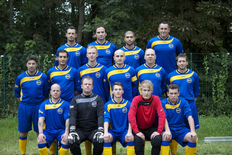 Mannschaftsfoto/Teamfoto von O.F.C. Solingen